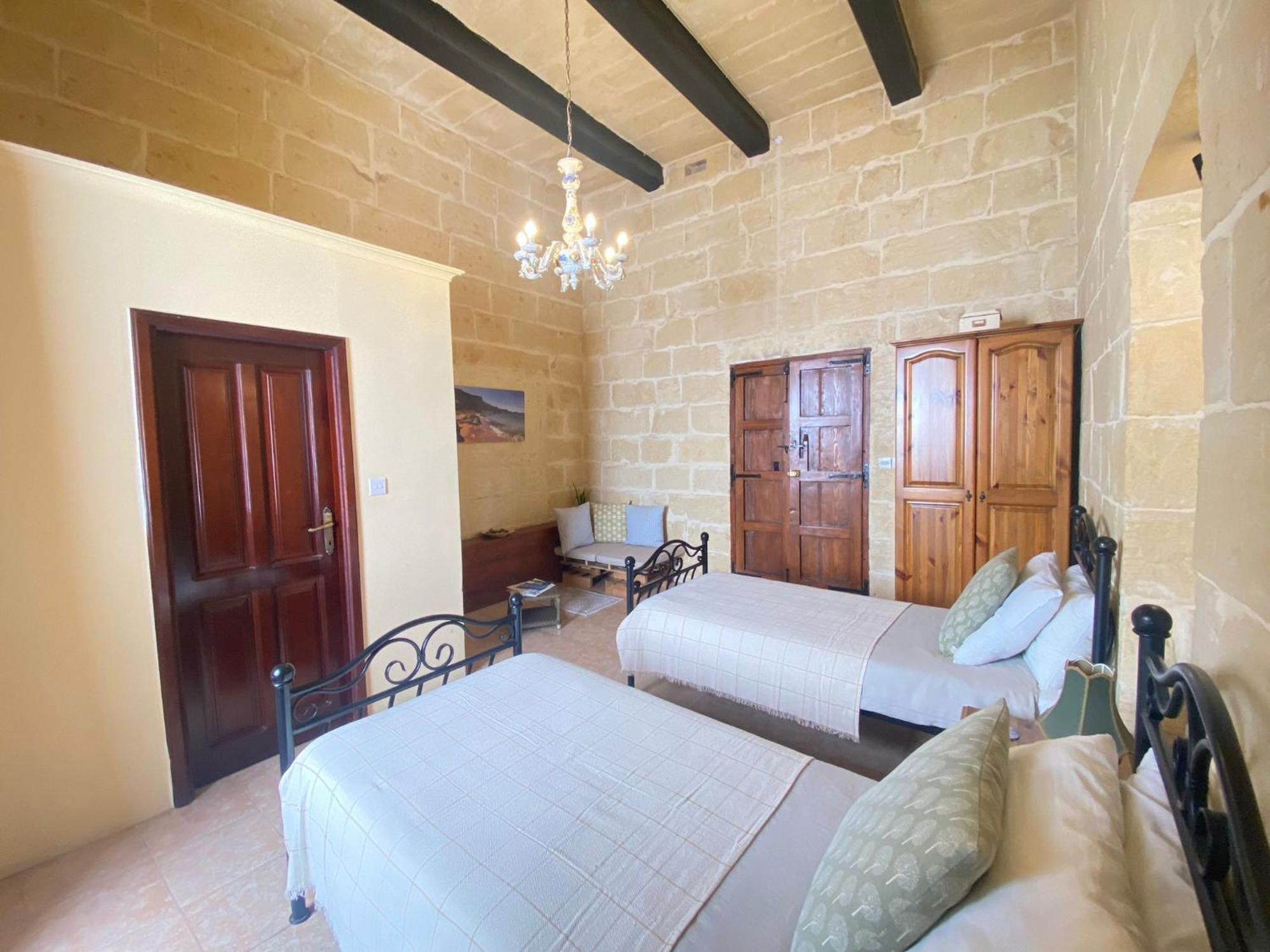 A La Maison B&B Xaghra Ngoại thất bức ảnh